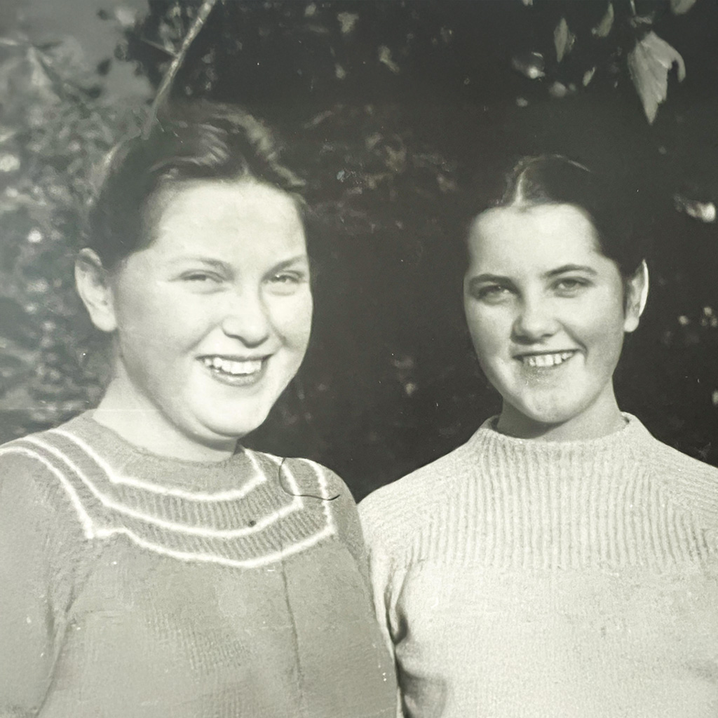 Gertrud Schmid mit Tochter Ella