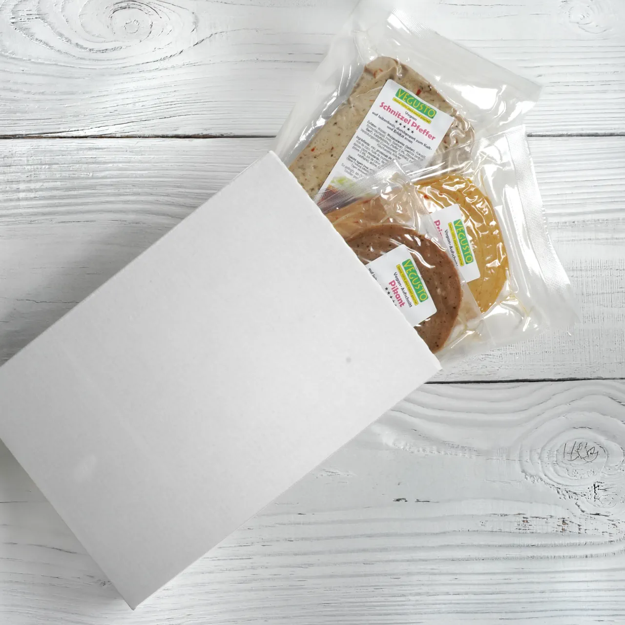 Affordable Small Parcel Shipping for Just 4.50 Fr.!