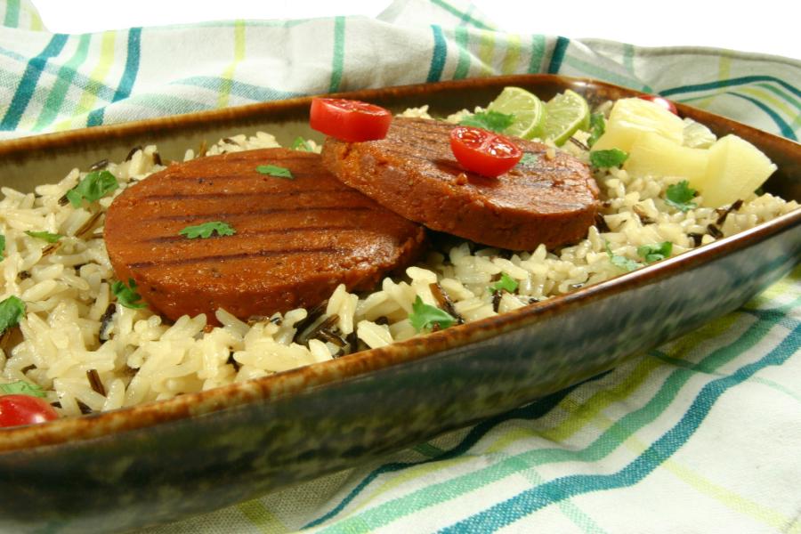 Limetten-Reis mit Vegan-Burger, Tomato