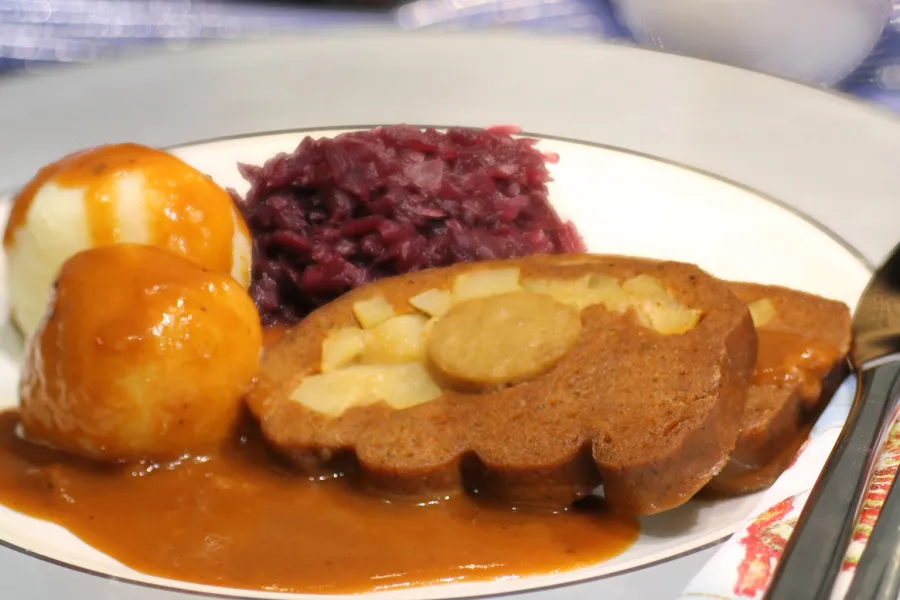Feine Bratensauce für das Vegan-Festbratstück