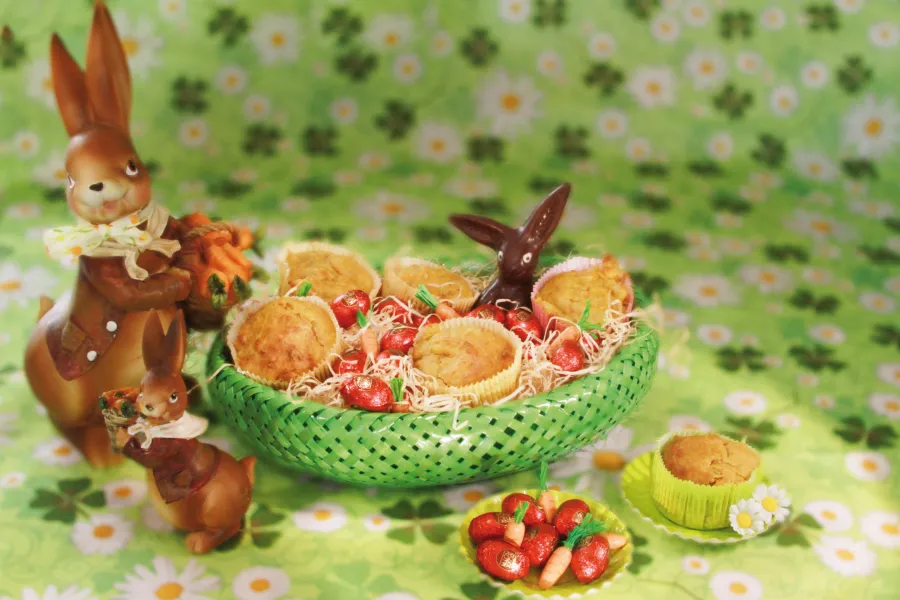 Muffins with Carrots and No-Moo
