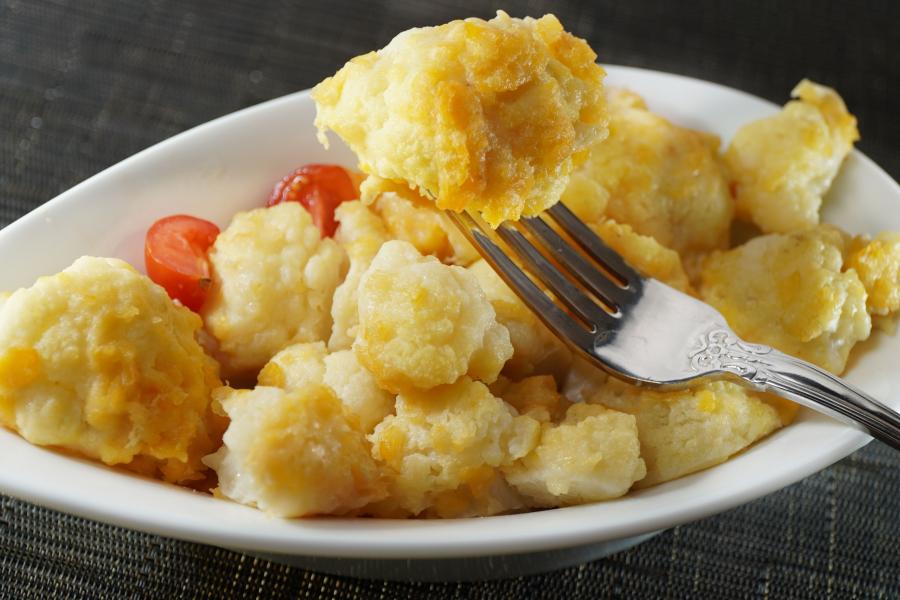 Cauliflower bites with cornflakes and Vegusto crust