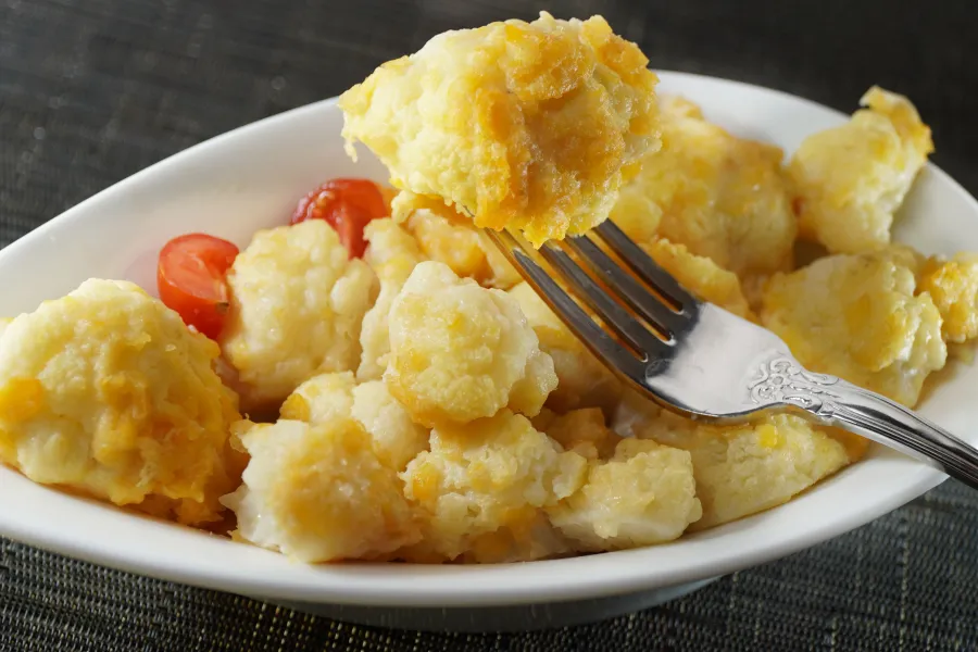 Cauliflower bites with cornflakes and Vegusto crust