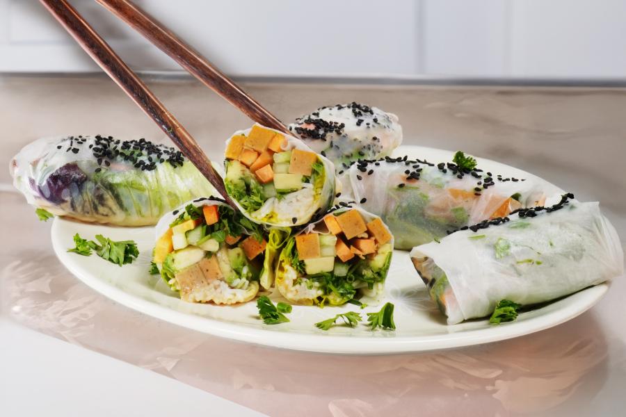 Vegan summer rolls with seitan filling