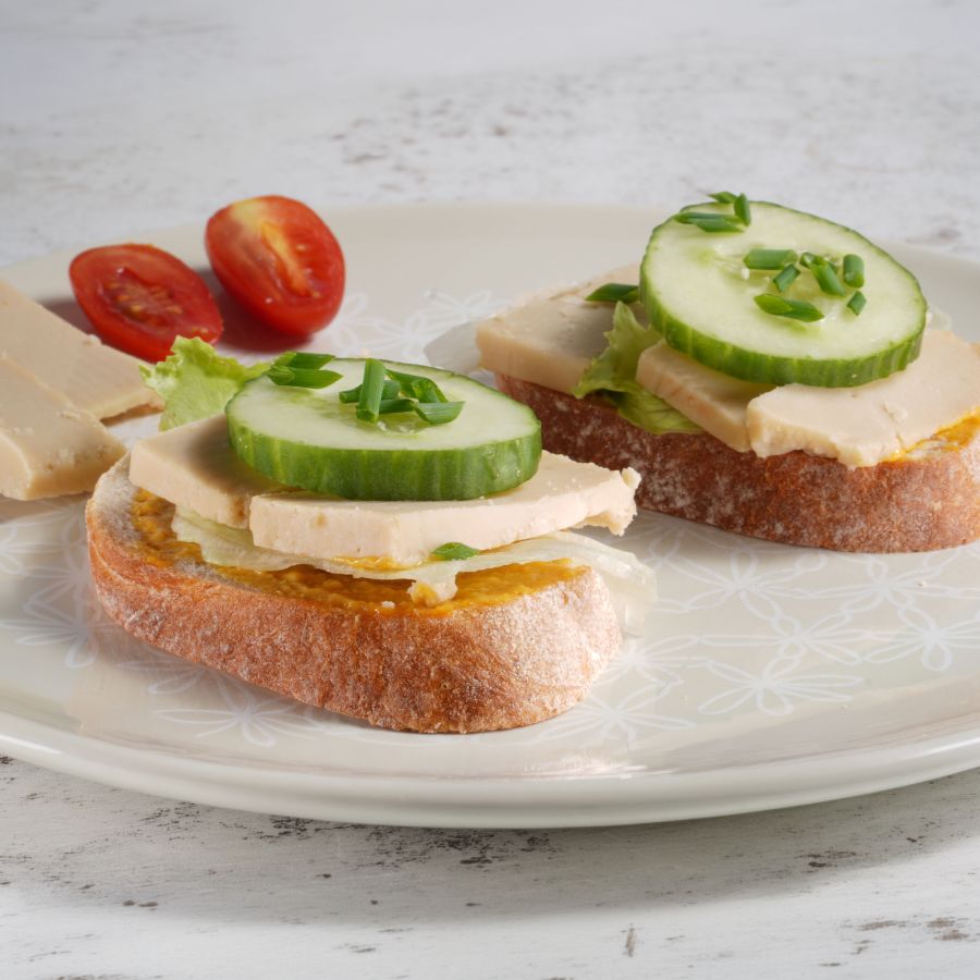 Sandwich mit Käsealternative\r\n <p>Ideal als schnelles Frühstück, zum Mittagessen oder als unkomplizierter Snack zwischendurch.</p>